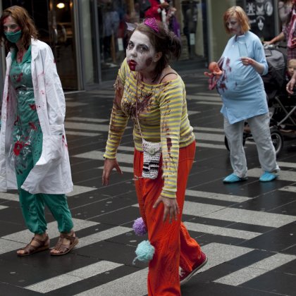 Zombie woman making eye contact during the Stockholm Zombie walk